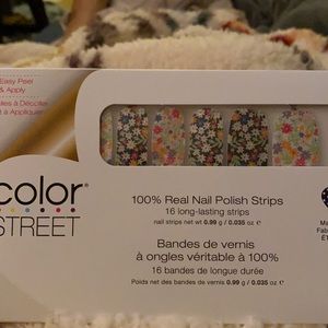 Color street nail set